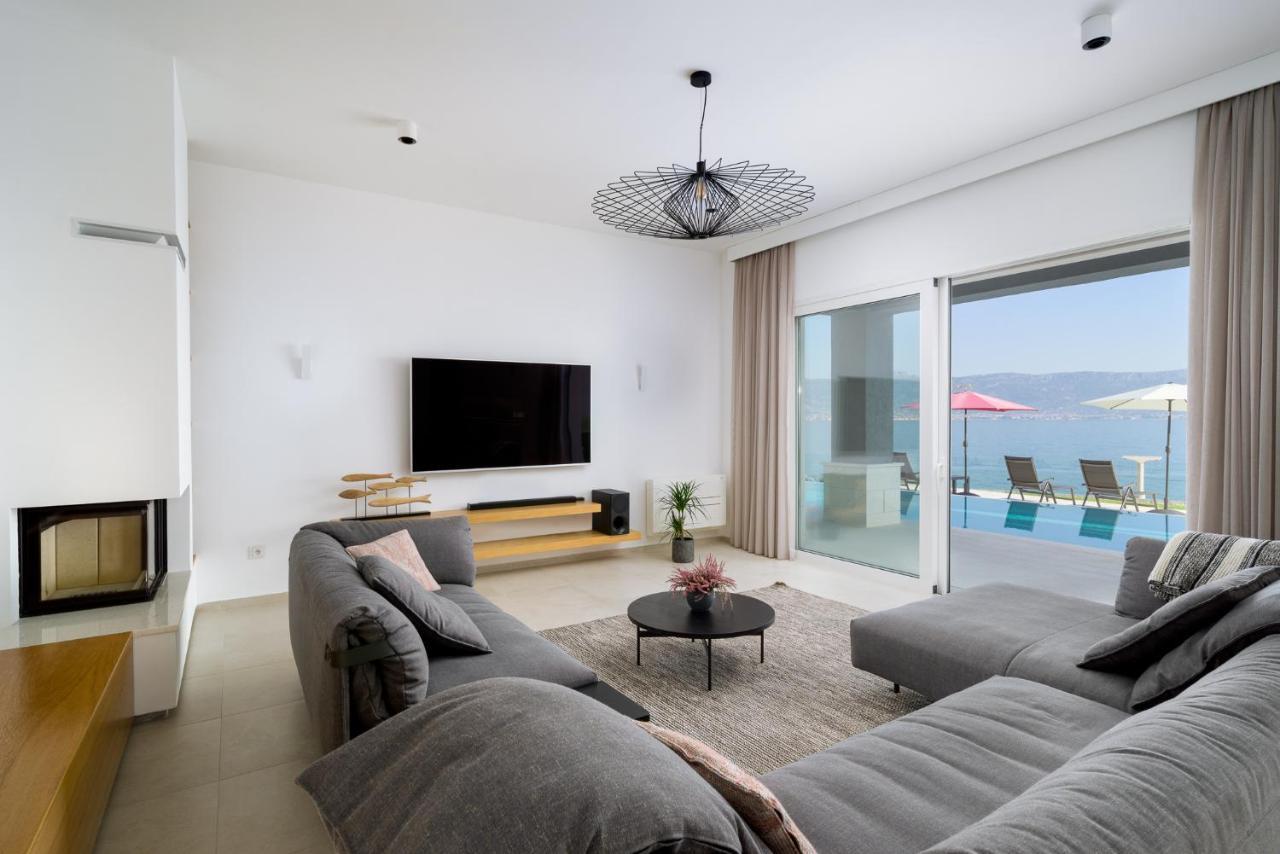 Acadia Beach Villas & Apartments Slatine Bagian luar foto
