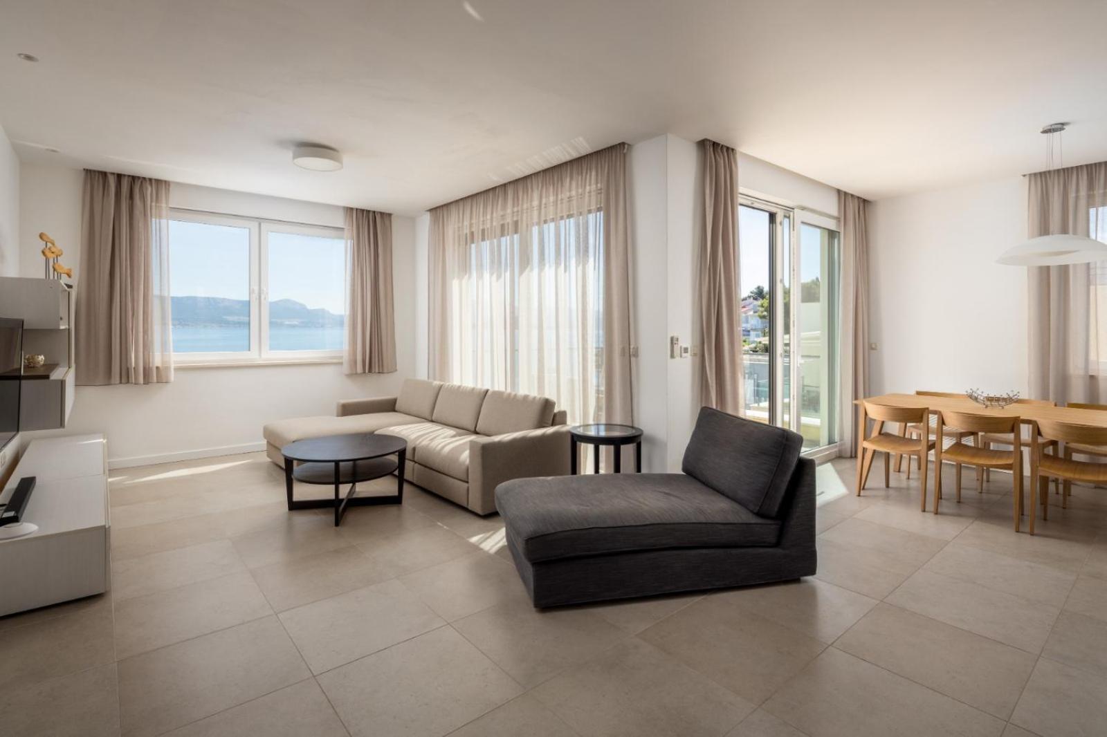 Acadia Beach Villas & Apartments Slatine Bagian luar foto